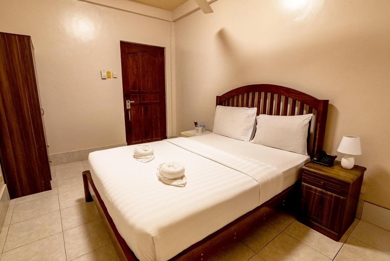 Kiwi Hotel Cebu Eksteriør bilde